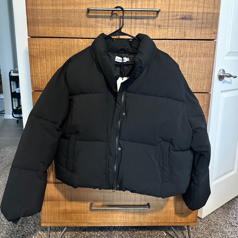 BUMPSUIT NWOT BLACK CROPPED PUFFER JACKET— originally $189
